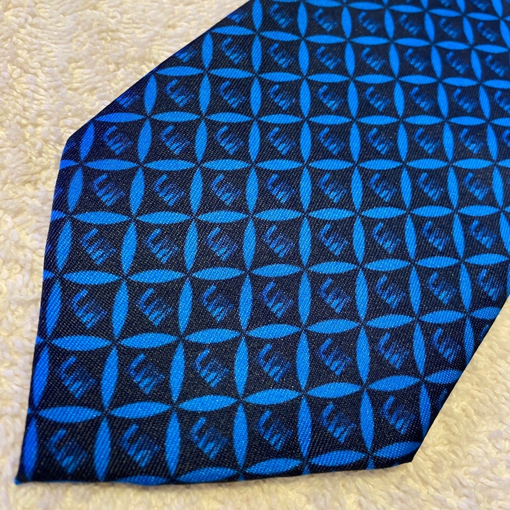 Brand New Collectors Tie From Super Bowl 53